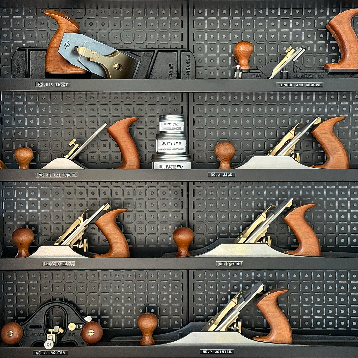 Bank Barn™ Tool Paste Wax